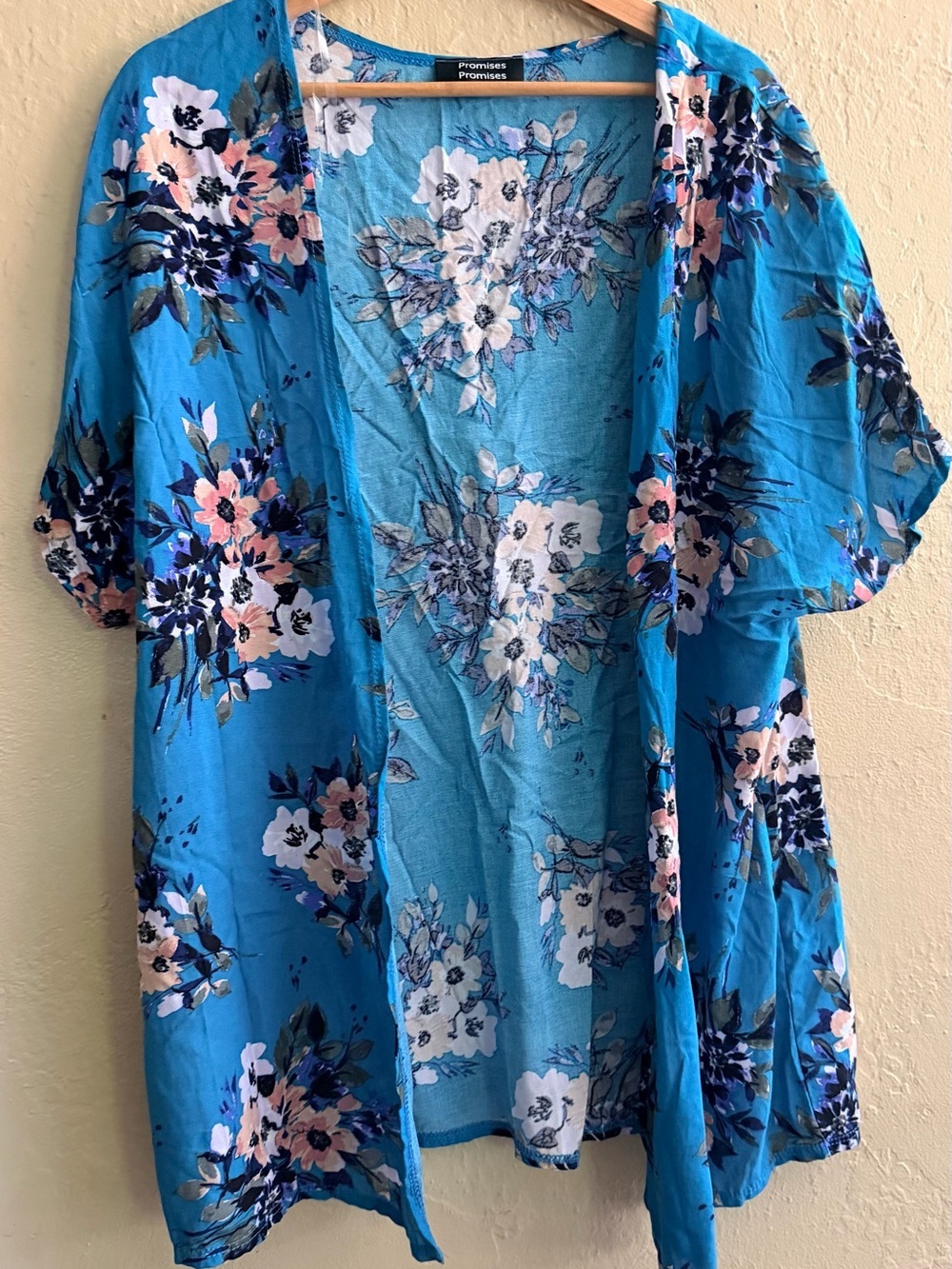 Promise Floral Kimono size M/L new no tags